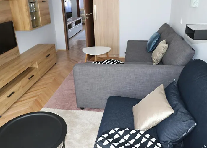 Daire Petofi Apartman *